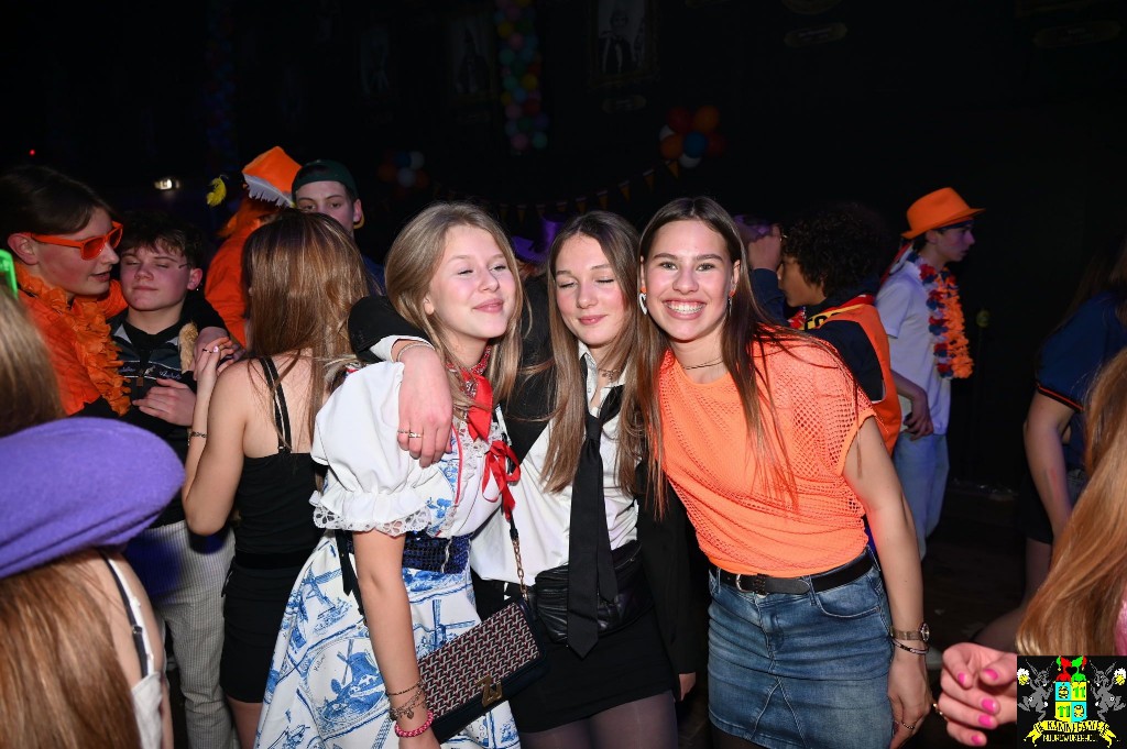 ../Images/Kick off 2025 352.jpg